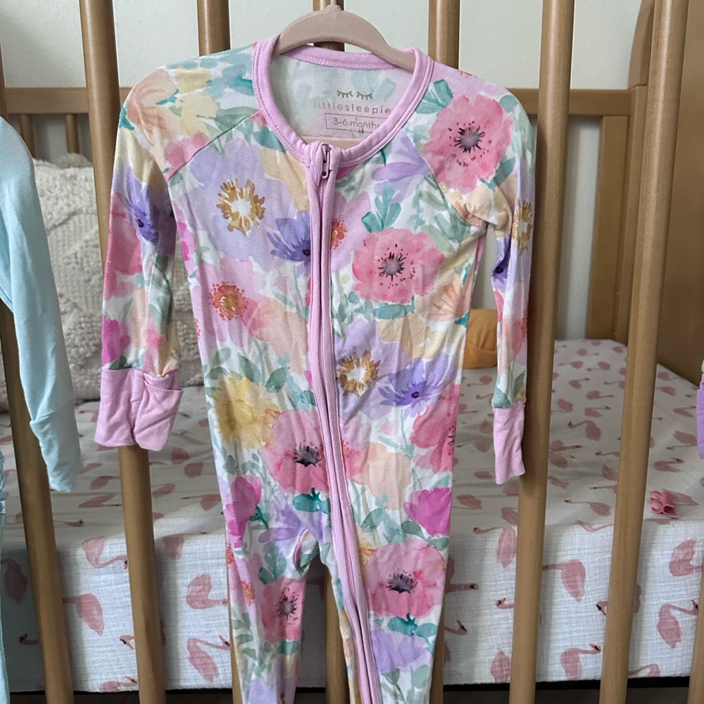 Little Sleepies Watercolor Meadow zippy